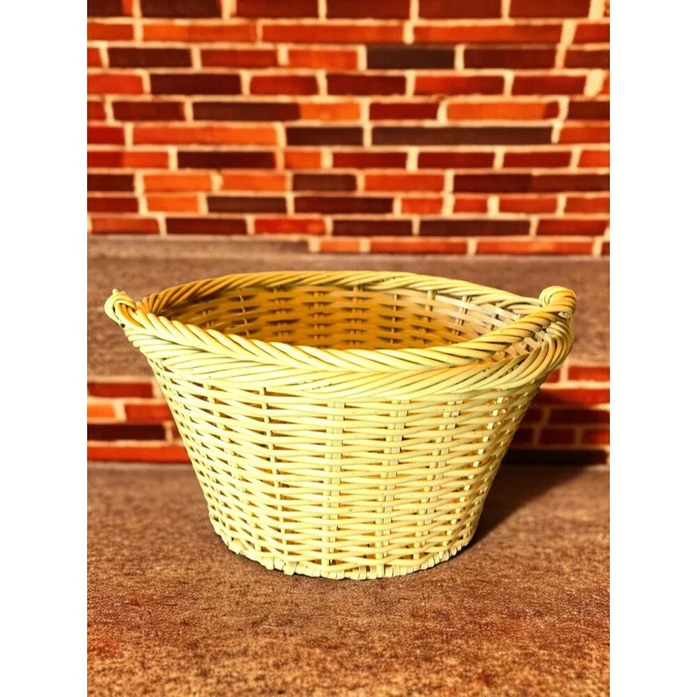 Handwoven Wicker Basket With Sturdy Handle For Storage & Decor - Picture 9 of 11